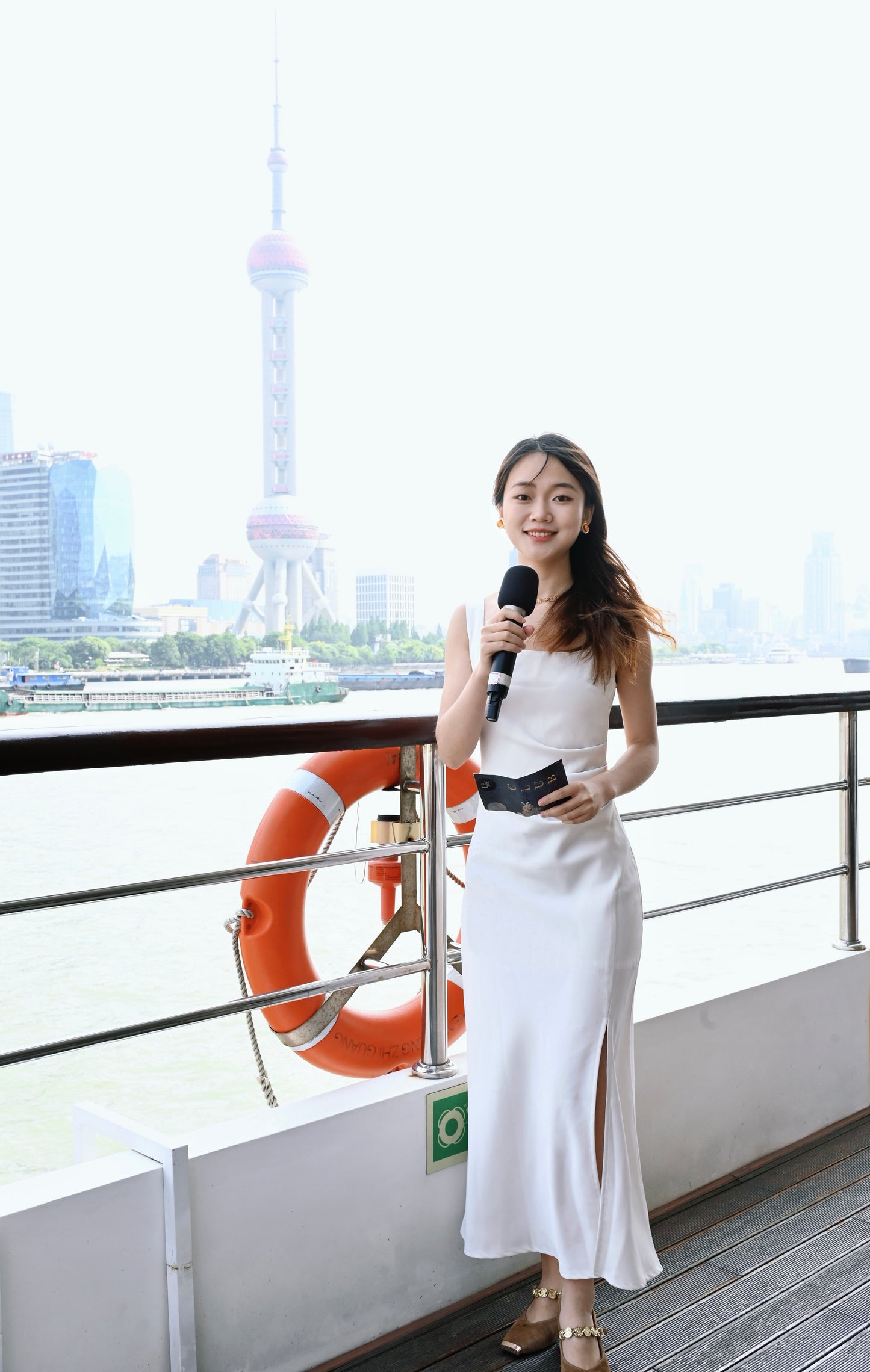 Bilingual (Chinese🇨🇳–English🇬🇧) Translation & Interpreter Service
