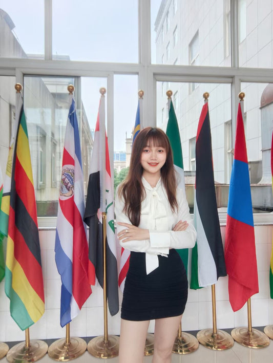 Bilingual (Chinese🇨🇳–English🇬🇧) Translation & Interpreter Service